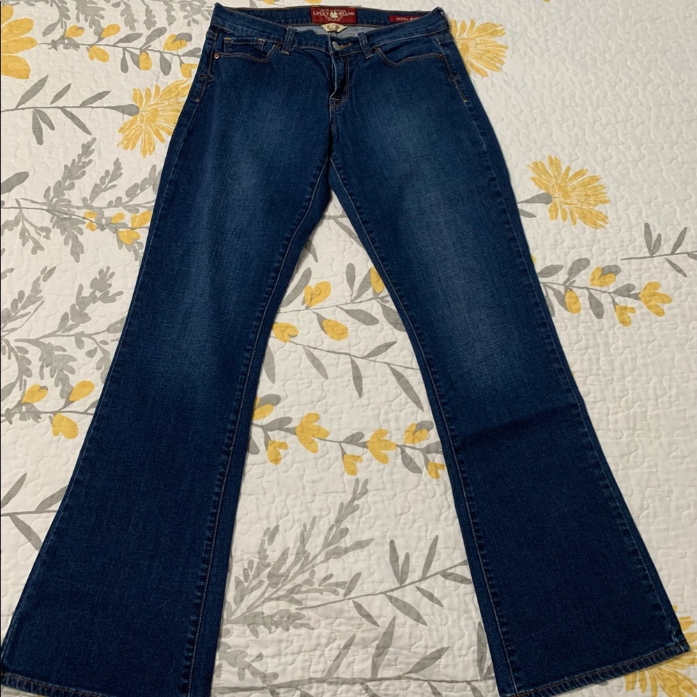 Lucky Brand 🍀 jeans - size 6/28 regular length